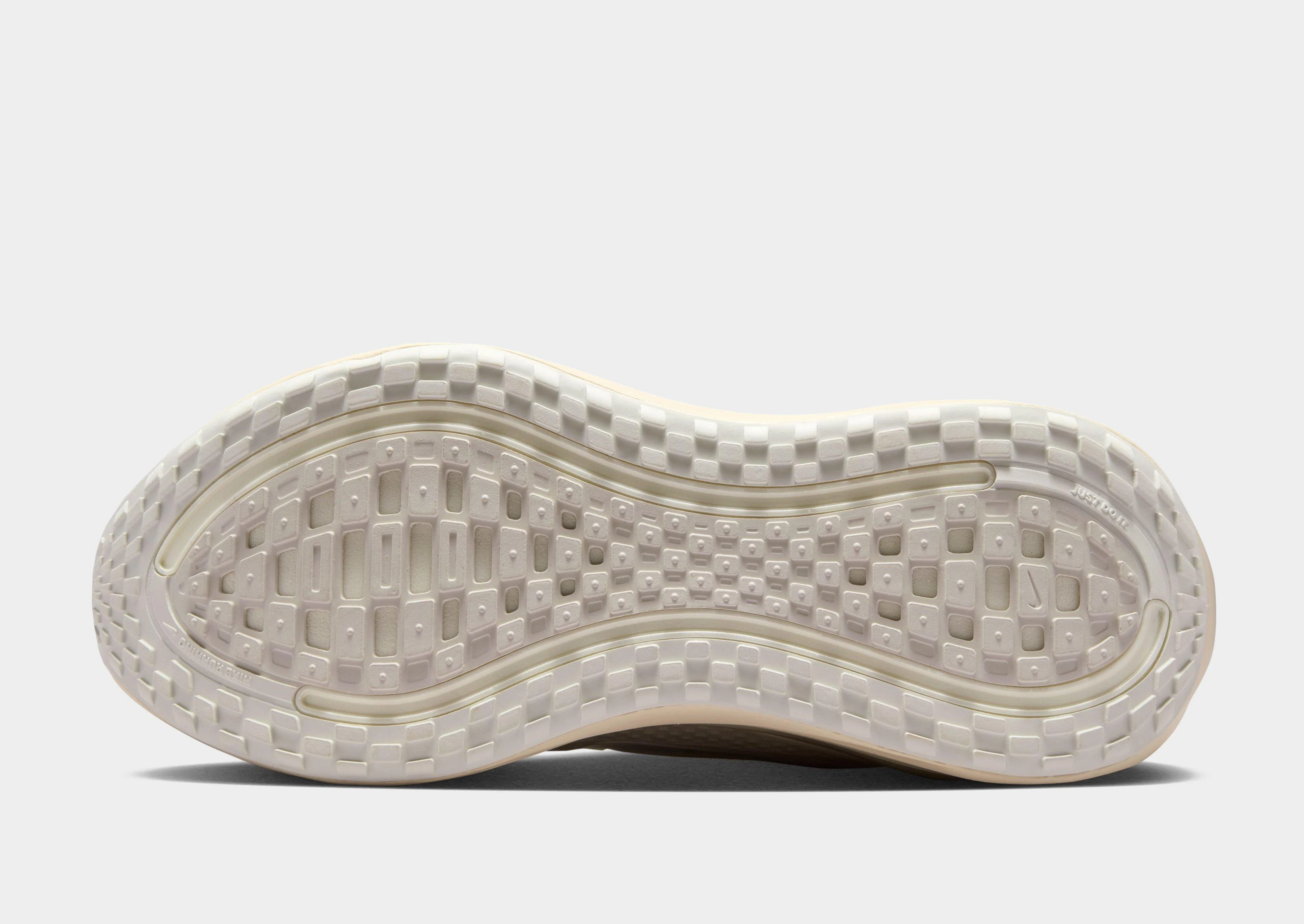 Vomero Plus Women's - Image 7